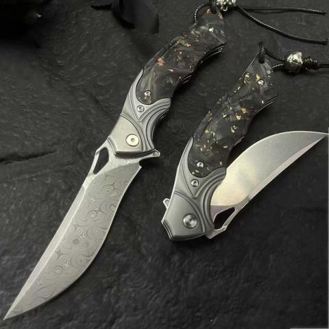 夜枭 快开折 碎碳纤维柄 精雕羽毛造型 附高配礼品盒 （M390粉末钢/大马士革高氮钢） 全长21.5