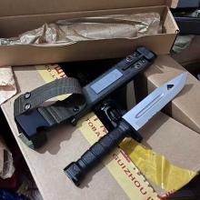QBZ191战术刺刀 9CR18MOV钢(灰钛涂层) ABS工程柄 全长31厘米 附打火棒